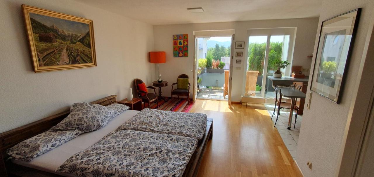 Schoene Ruhige Und Helle Wohnung In Bad Saeckingen Esterno foto